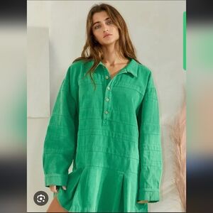BUCKETLIST Green Tunic/Top